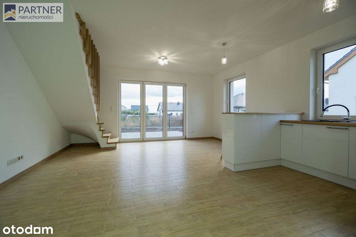 Nowy Bliźniak Gotowy Do Wprowadzenia - Pełny obrazek: 3/18