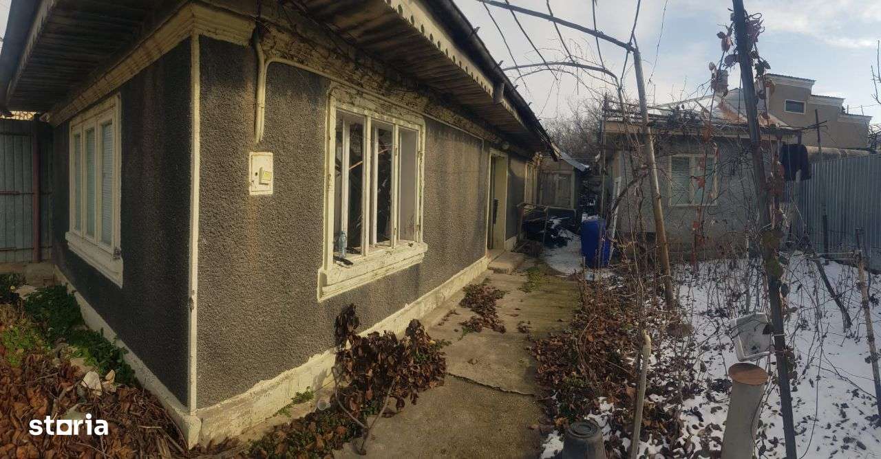zona Vidin teren cu casa demolabila deschidere 10 ml - Imagine principală: 5/5