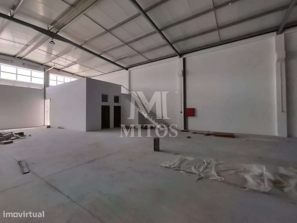 Armazém industrial para venda em Fragoso - Grande imagem: 4/11