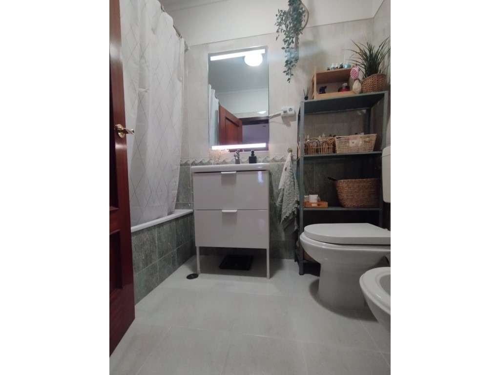 T2 com estacionamento e arrecadação em São Marcos-14