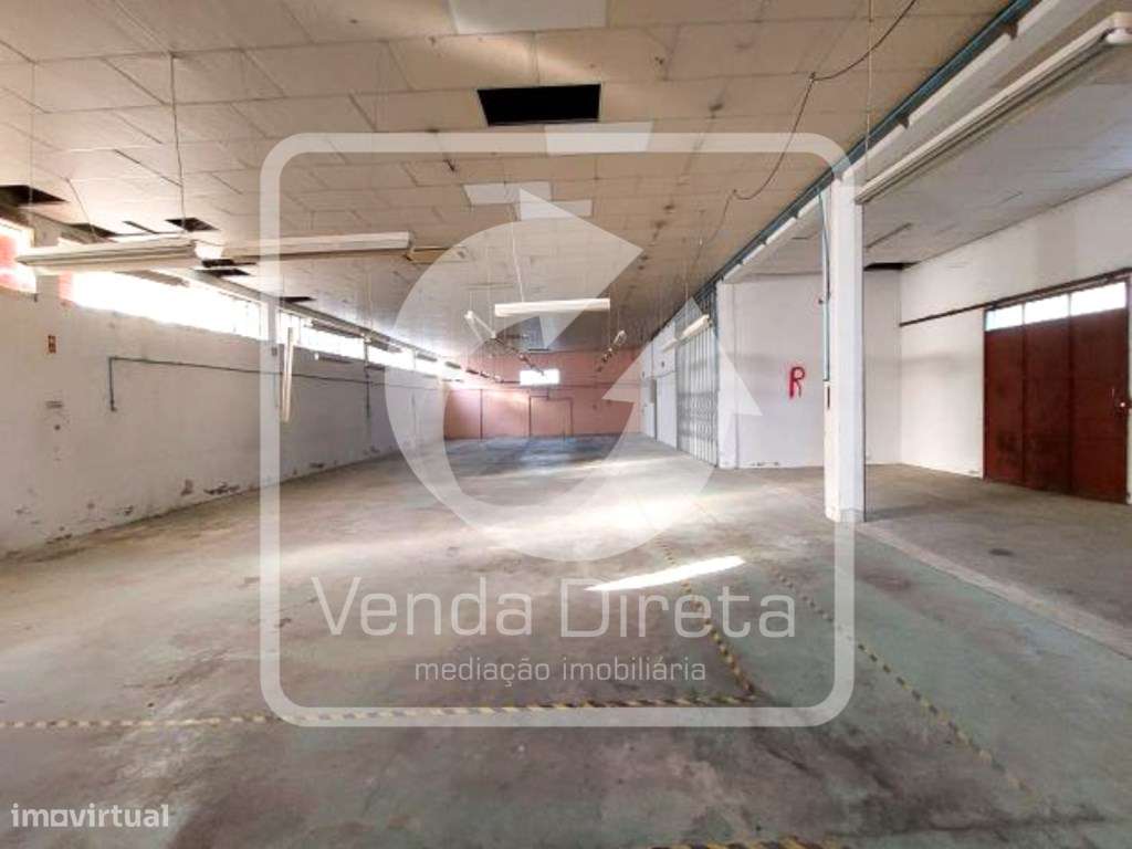 Moradia T5 com Piscina + Armazém | Terreno com 5.000 m² | Vila Nova...-19