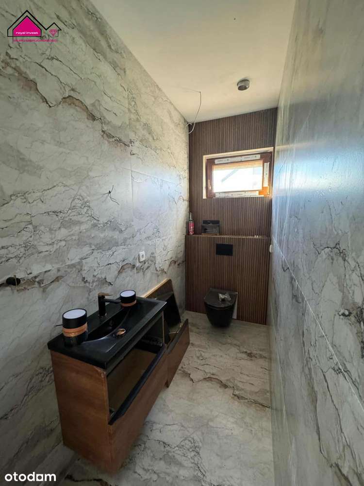 Nietuzinkowa nieruchomość w spokojnej okolicy-8