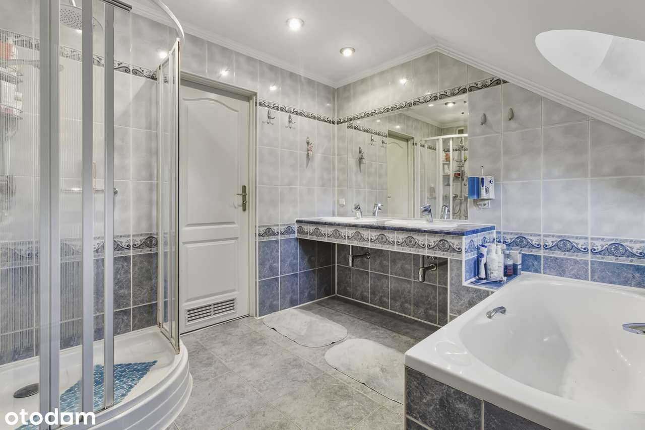 Piękny dom z dużym ogrodem na Targówku/ul.Ostródzka.-16