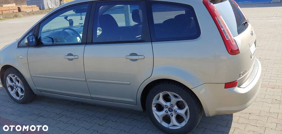 Ford C-MAX 2.0 TDCi Titanium - 4