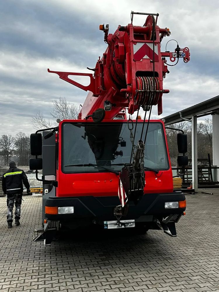 Liebherr LTM 2012