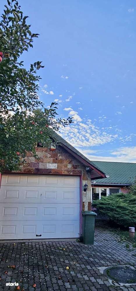 Casă modernă cu etaj, 5 camere, terasă, clădire anexă, livadă - Imagine principală: 5/15