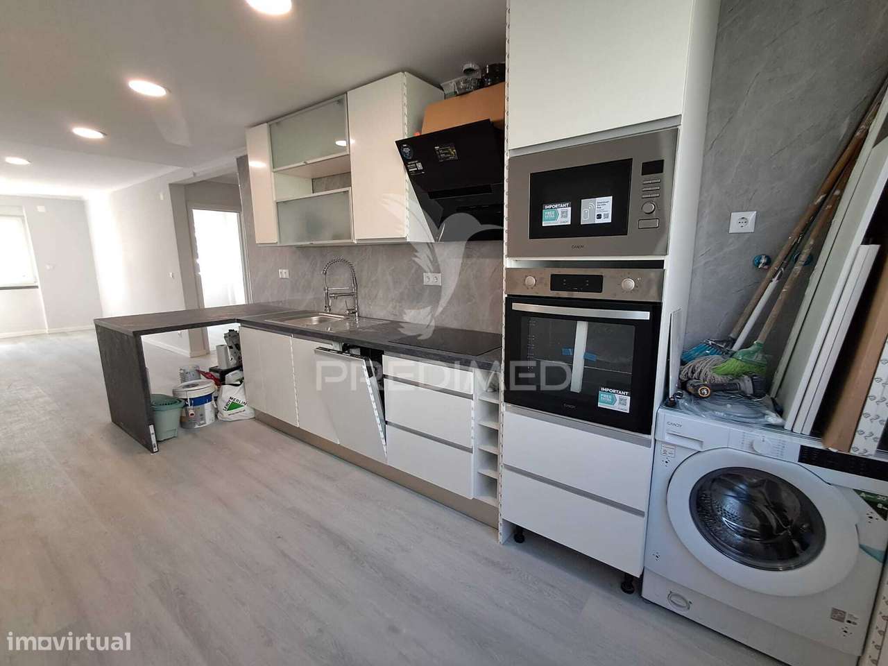 Apartamento T2 renovado em Benfica. - Grande imagem: 2/15