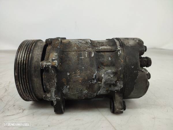 Compressor Do Ac Volkswagen Polo Variant (6V5) - 1