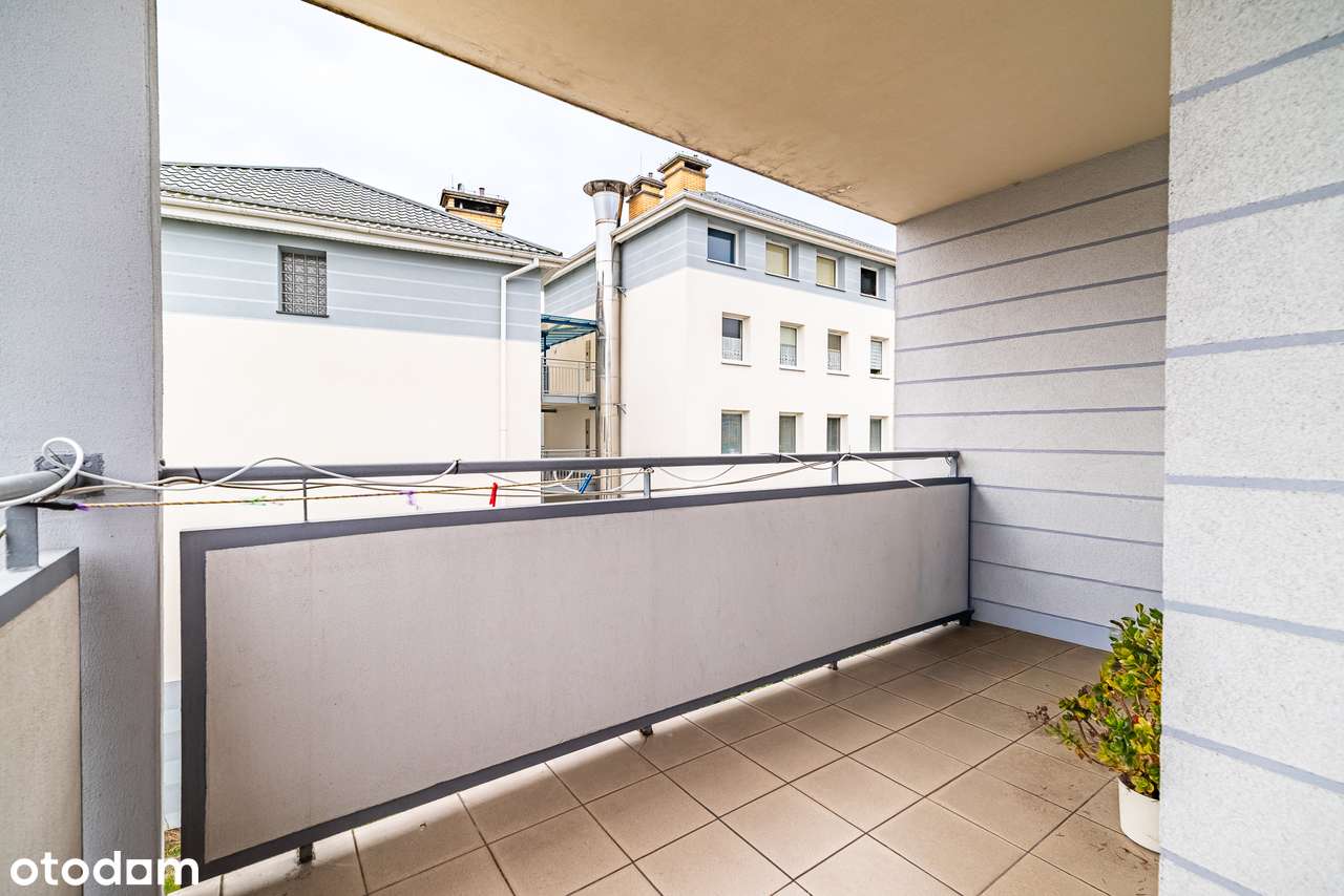 3 pokoje, narożny, słoneczny balkon,piwnica,garaż-9