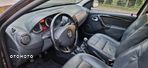 Dacia Duster 1.6 16V 105 4x4 Prestige - 21