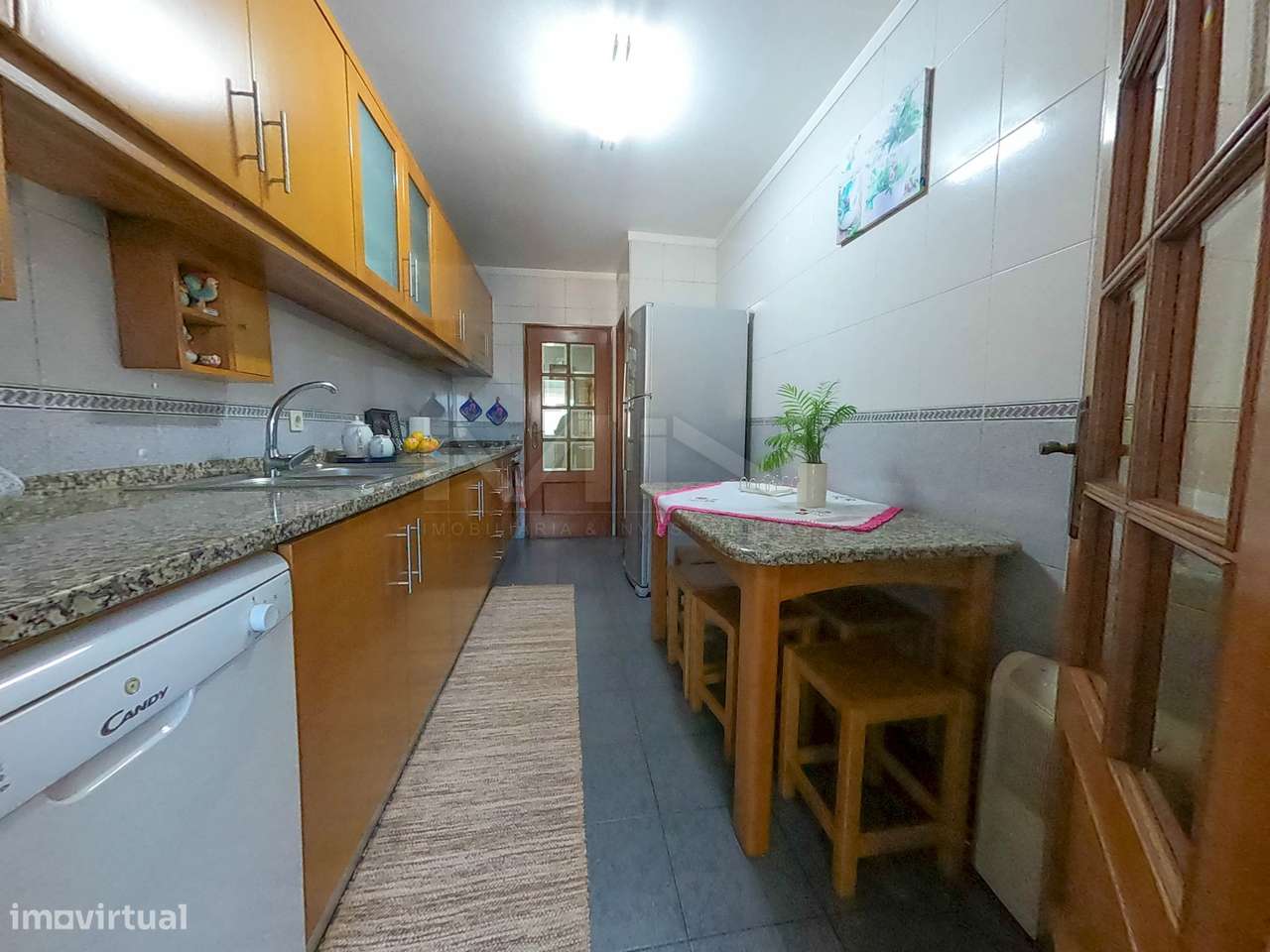 T3 com Terraço Coberto Exclusivo: A 1,5 km do Metro de Fânzeres-23