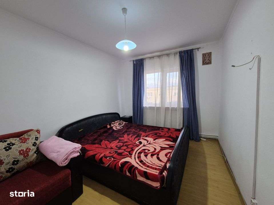 Apartament 3 camere, Exercitiu, Mobilat si Utilat - Imagine principală: 5/11