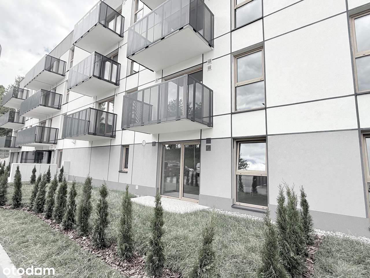 3 pokoje/ lokal bez czynszowy/ bezpośrednio/ gotowe-3