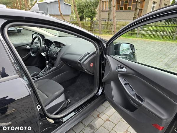 Ford Focus 1.0 EcoBoost Start-Stopp-System Business Edition - 32