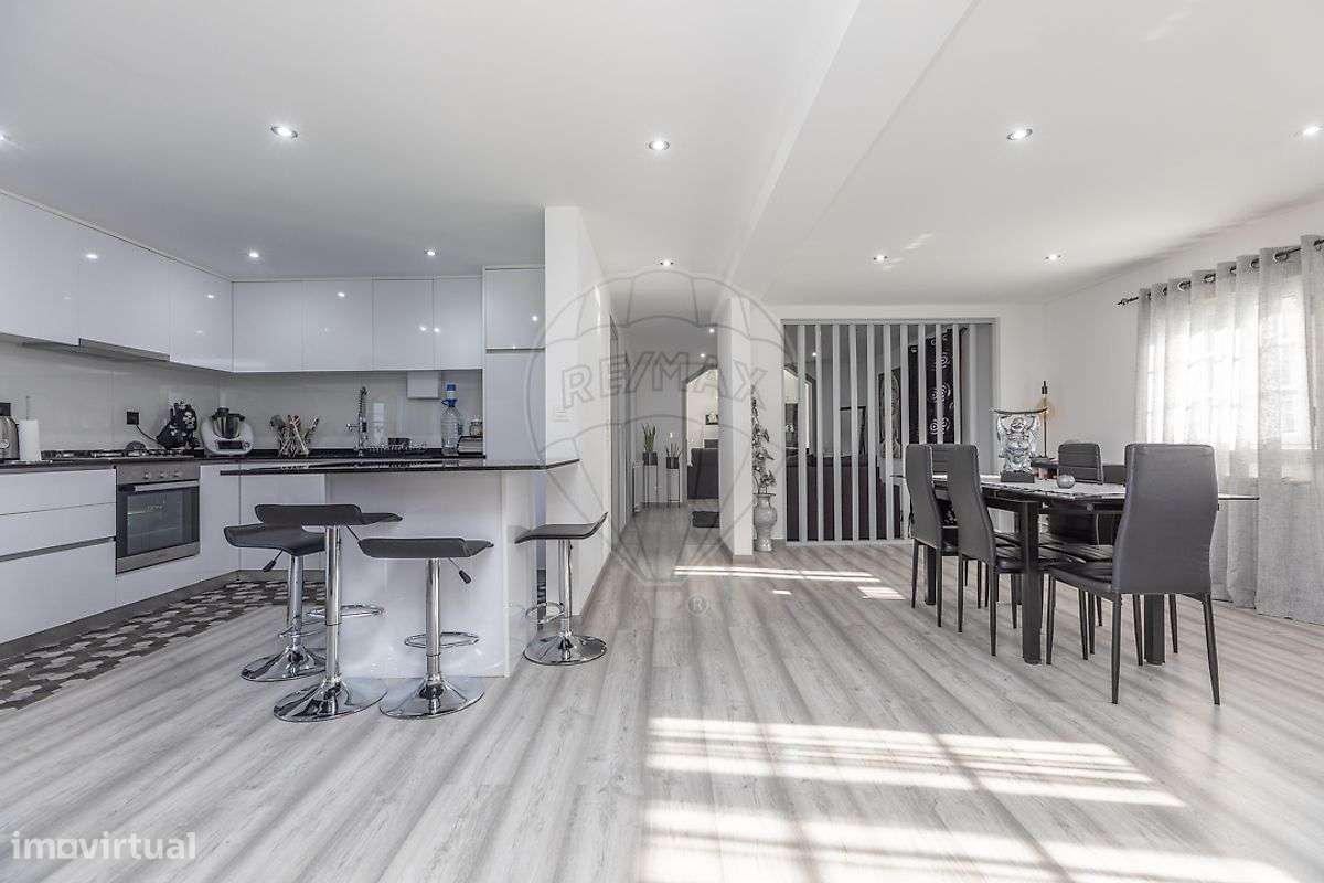 Moradia T3 para venda - Grande imagem: 2/20