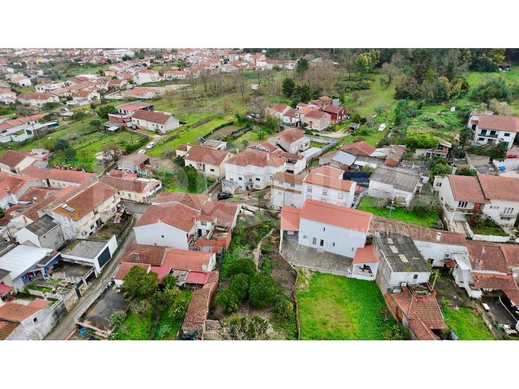 Moradia | Para recuperar | Habitação + Terreno | Oportunidade-32