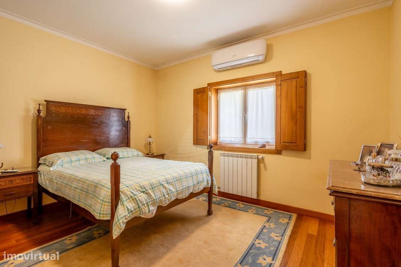 Quinta com Vinha Produtiva e Potencial Turístico junto ao Gerês-30