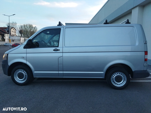 Volkswagen Transporter - 9