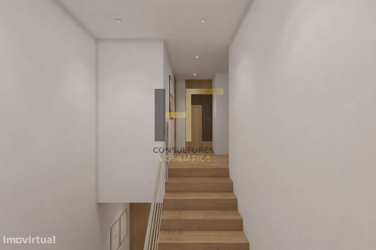 Moradia T3 | 235m² de Logradouro + Possibilidade de Piscina | Varanda-19