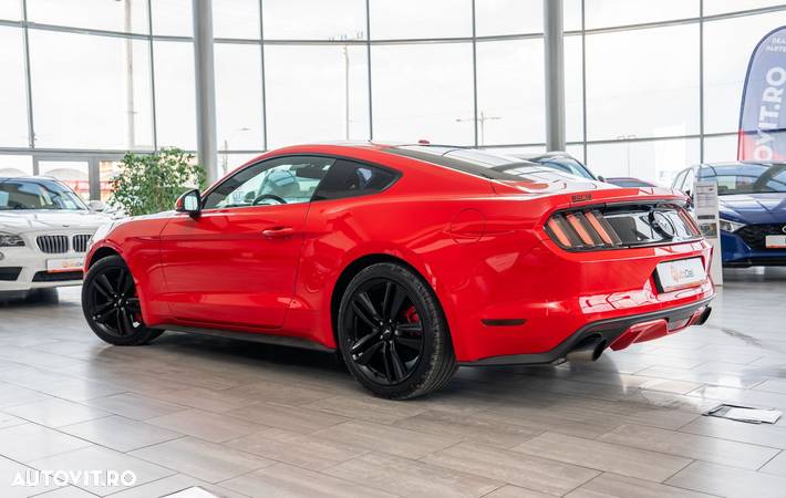 Ford Mustang 2.3 EcoBoost - 4