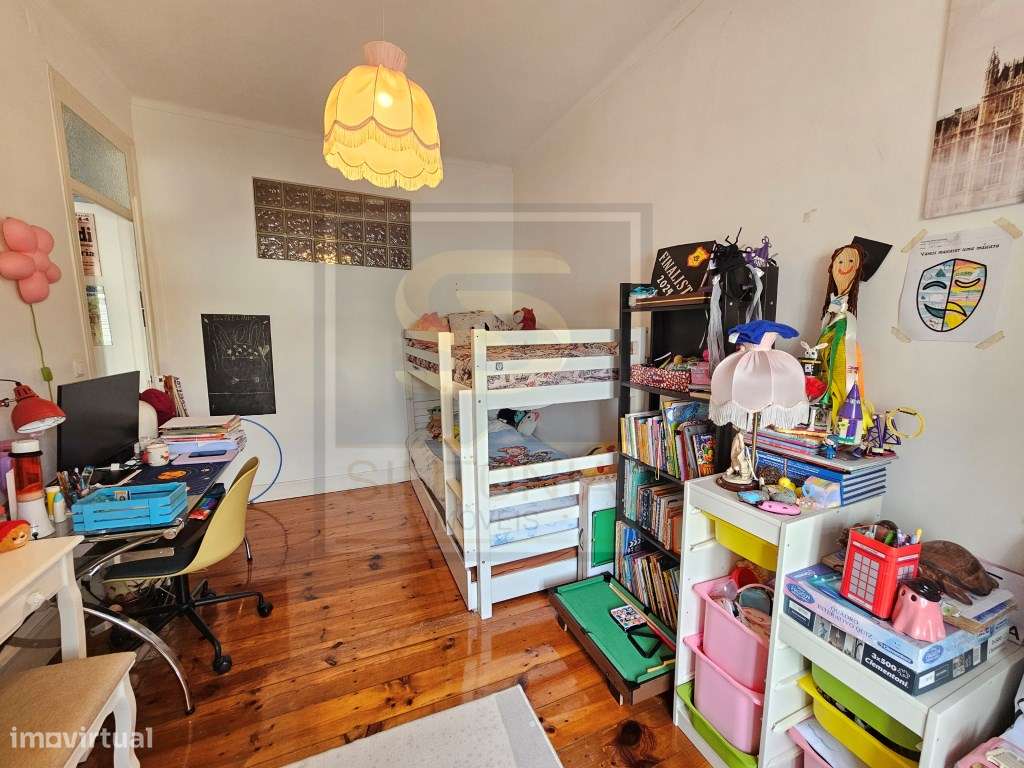 Encantador Apartamento T4 no Coração da Estefânia - Lisboa-2