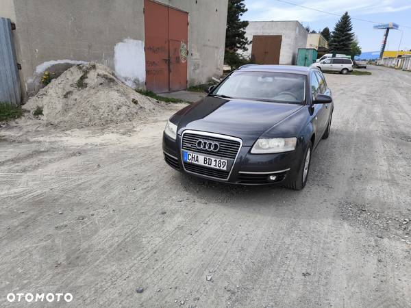 Audi A6 2.4 Quattro - 2