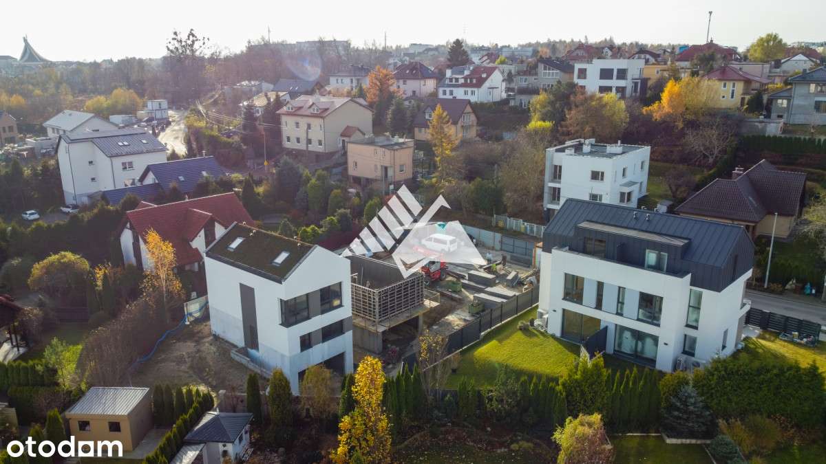 Nowoczesny dom 225 m² z ogrodem – Gdańsk Jasień-1