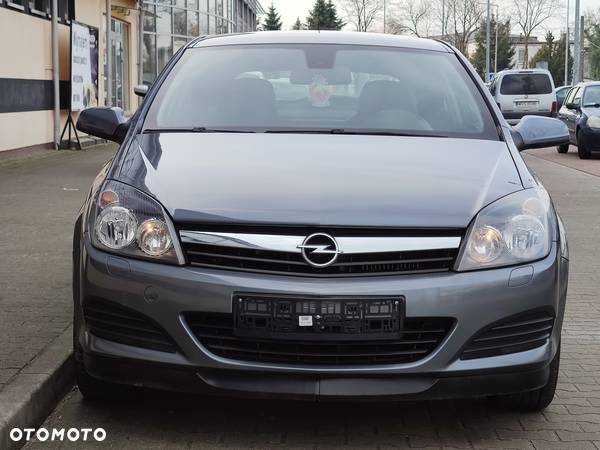 Opel Astra III GTC 1.9 CDTI Cosmo - 11