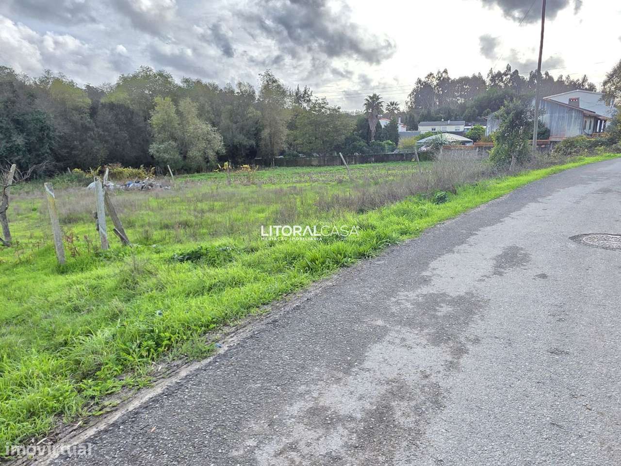 Terreno com 19 Metros de Frente - Grande imagem: 2/14