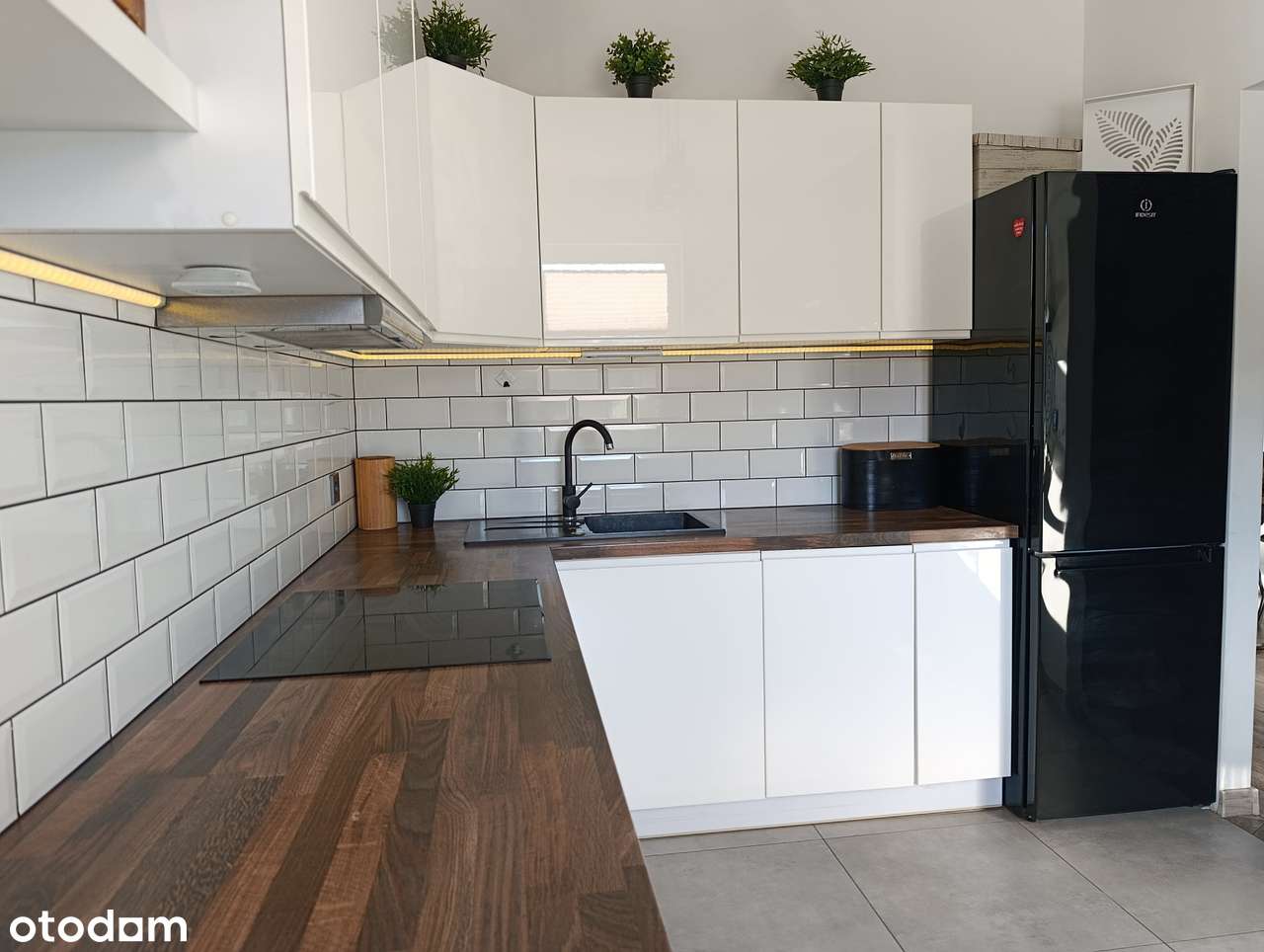 Nowoczesny szeregowiec z duszą i ogrodem – Słupsk, ul. Sławieńska - Pełny obrazek: 5/19