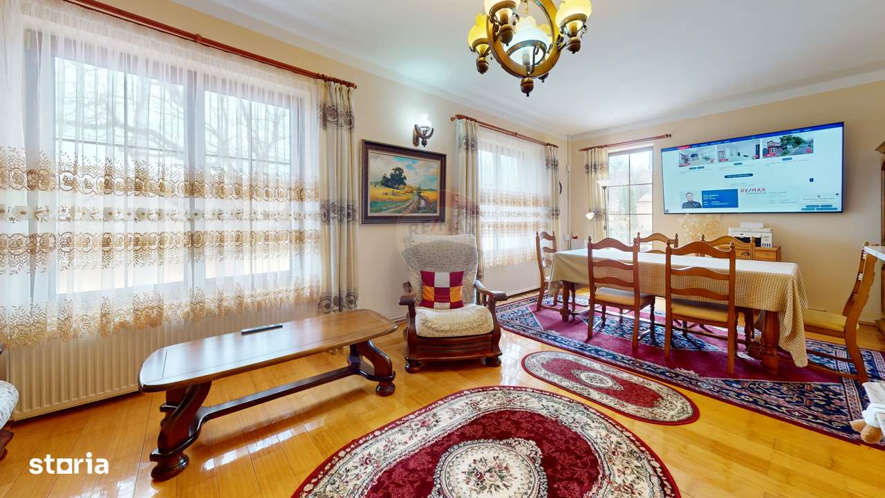 Casă de vânzare Bran Sohodol teren  intravilan 10.331 mp două locuințe-1