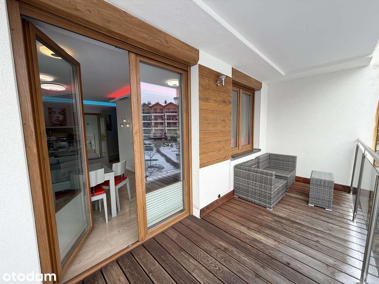 Apartament z widokiem na Śnieżkę i dwoma balkonami-13