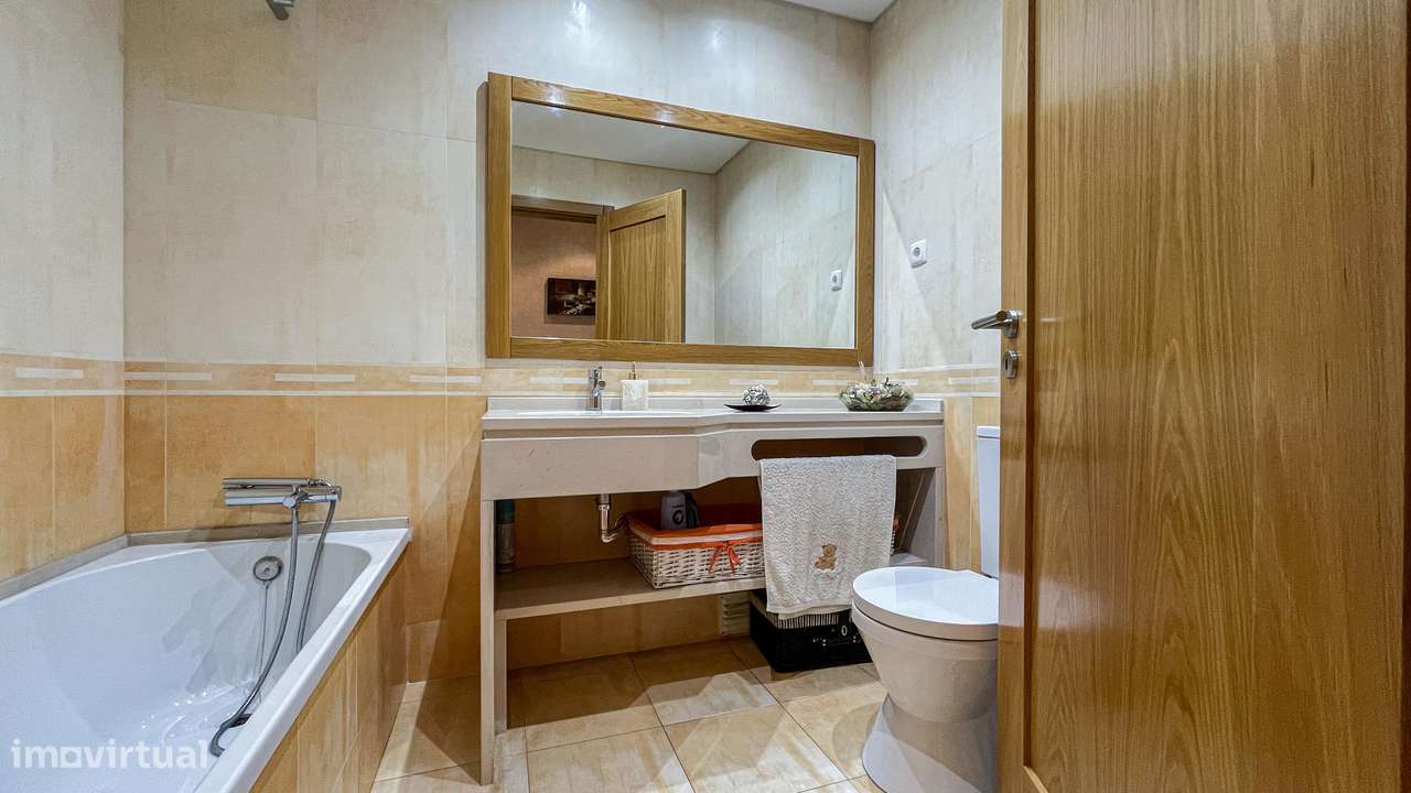 Apartamento T2 - Monte do Estoril - Box 2 carros-16