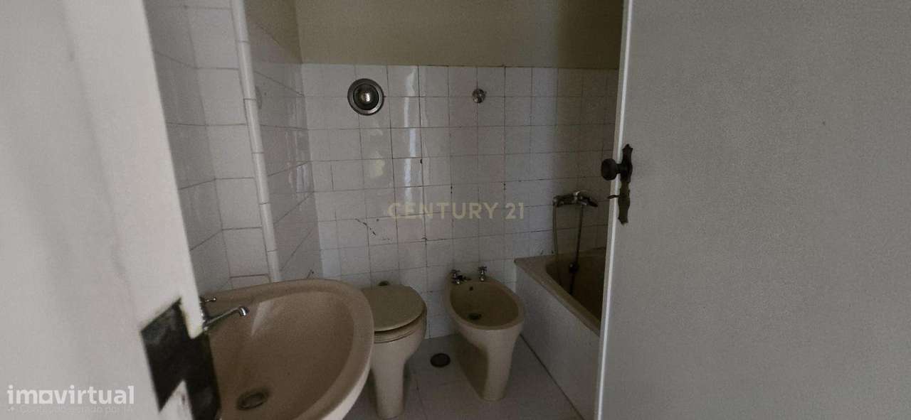 Apartamento T2 em Santa Iria de Azoia, Loures - 192.000€ - Grande imagem: 5/18