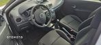 Renault Clio 1.2 16V Authentique - 12