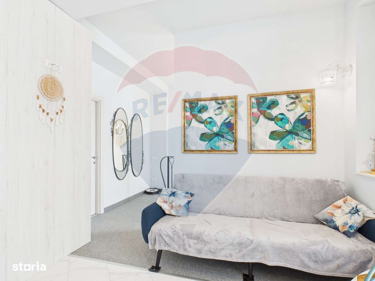 Casă / Vilă cu 5 camere de vânzare în zona Central-4