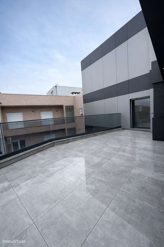 Apartamento T3 Duplex NOVO Maximinos - Grande imagem: 4/15