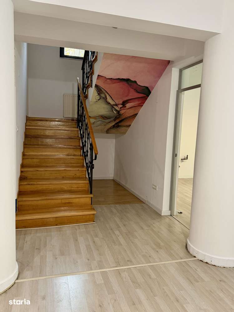 Vilă de închiriat în Cartierul Francez, deală pentru rezidențial sau b - Imagine principală: 4/20