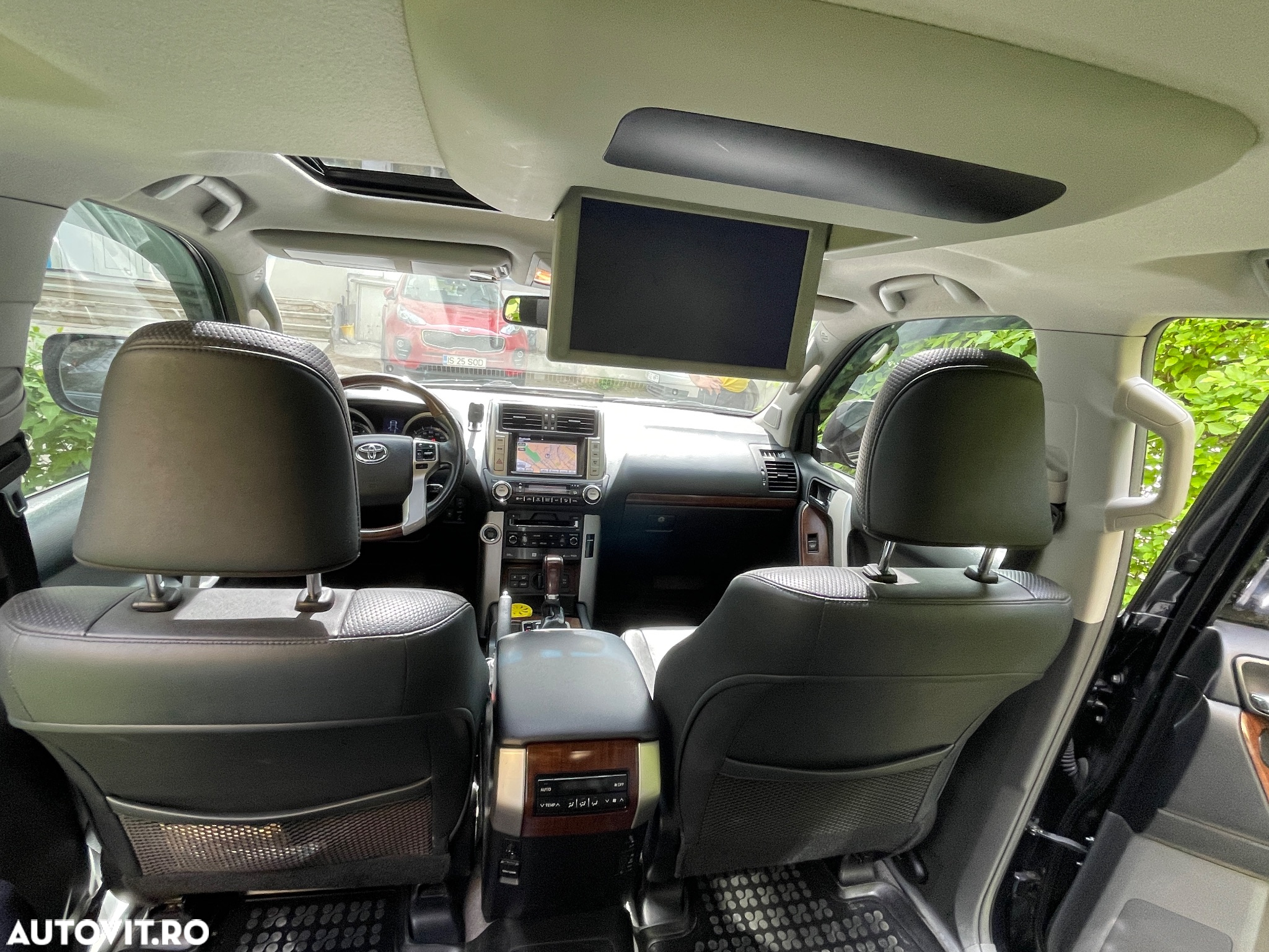 Toyota Land Cruiser 3.0l Turbo D-4D Aut. AVS 7 Locuri Luxury - 18