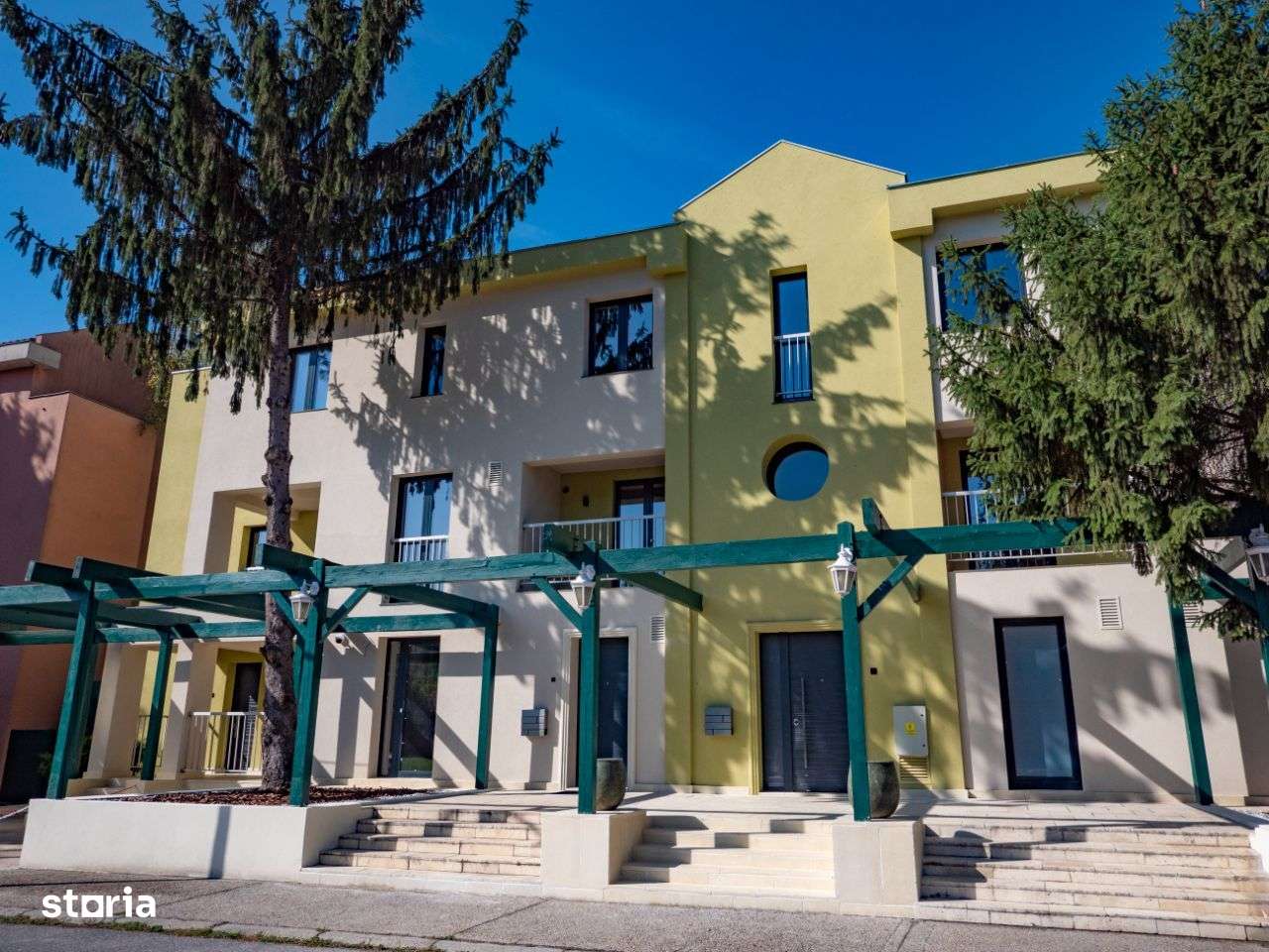 Vanzare - O proprietate magnifica cu gradina in Cartierul Francez-17