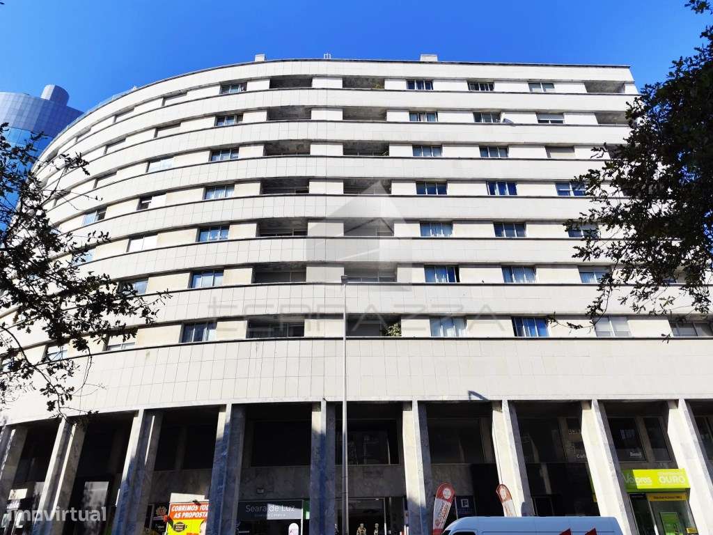 Loja comercial no centro da Maia - Grande imagem: 2/10