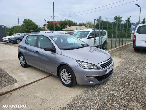 Peugeot 308 - 11