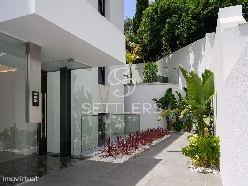 Penthouse Duplex - Estoril-27