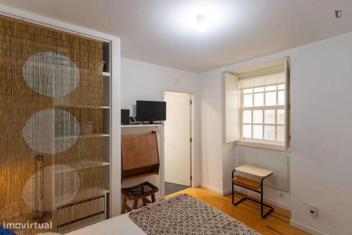 Estúdio - localizado em Alta Universitária Coimbra - Grande imagem: 5/12