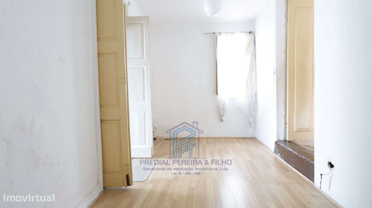 Moradia Térrea para restaurar - Rio Tinto / Areosa-10