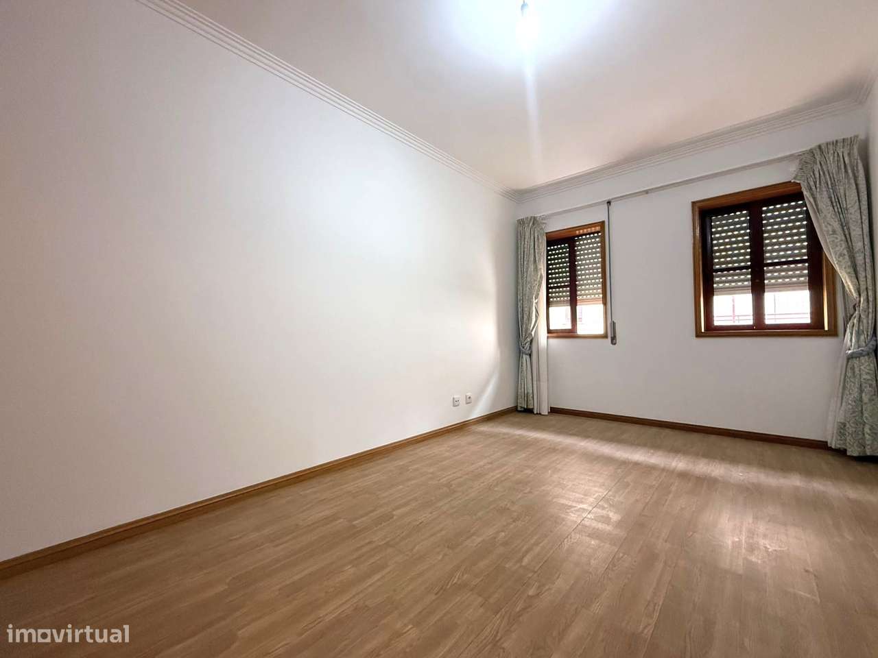Apartamento T3 com Suíte, Varanda e Garagem – Praia do Furadouro-16