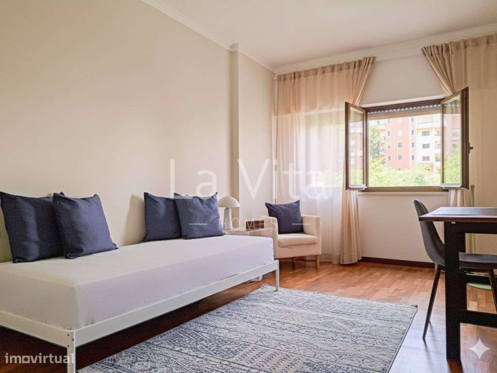 Apartamento T3, totalmente remodelado, no Bairro do Rosário em Casc...-9