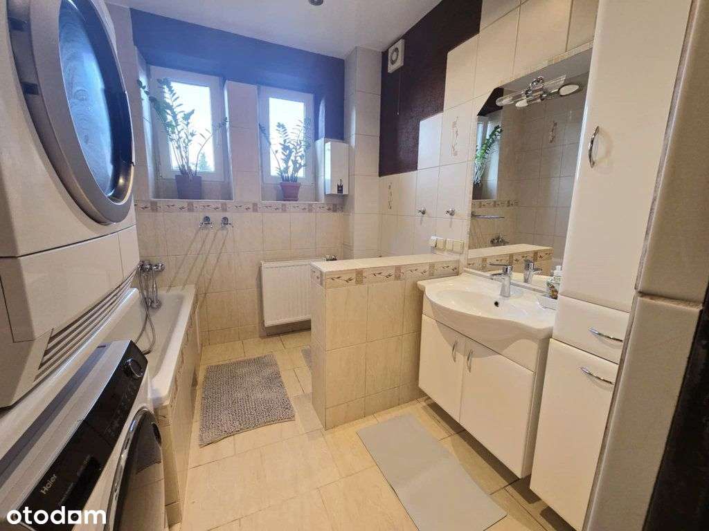 Dom wolnostojący w Mirkowie, cicho i zielono-9