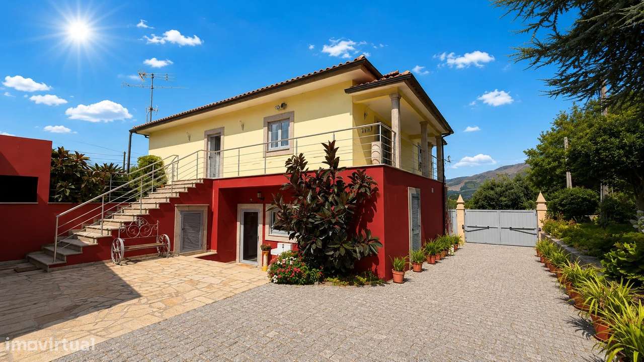 Moradia T4 em Pedra de 1789 | O Charme da História com o Conforto da M-5