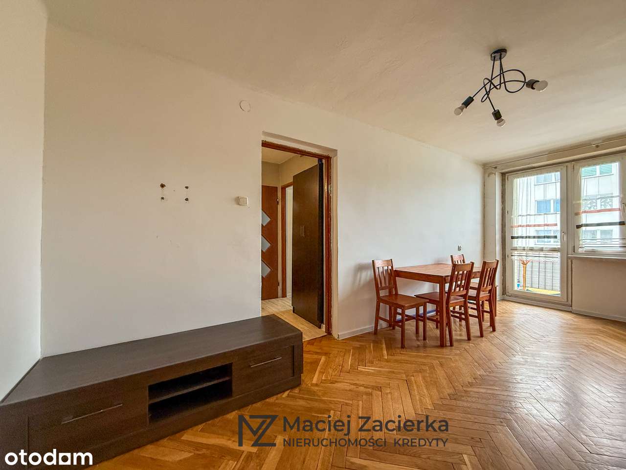 2 pokoje | 37,87 m² | I piętro | ul. Krasickiego | niski blok-0